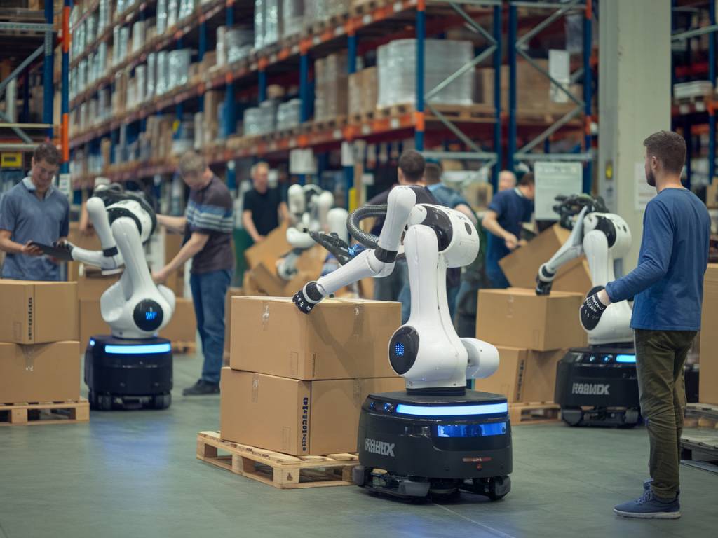 warehouse robots: reducing downtime and boosting productivity